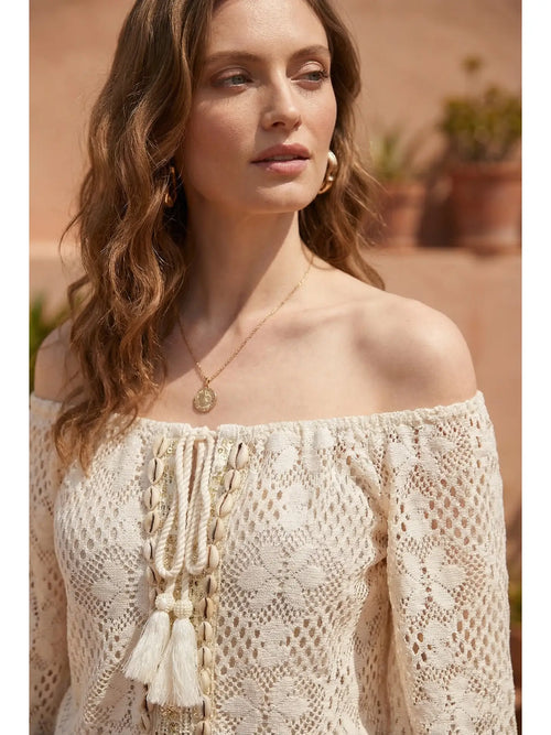 Top de malla con mangas largas